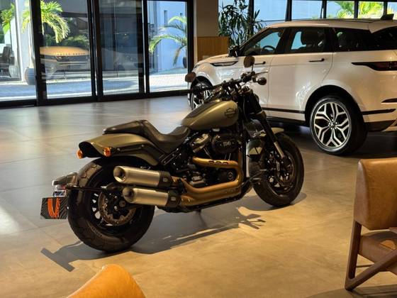 HARLEY-DAVIDSON SOFTAIL FAT BOB 114 HARLEY-DAVIDSON SOFTAIL FAT BOB 114